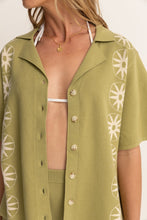 Load image into Gallery viewer, Rhythm Horizon Knitted Shirt - Palm