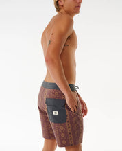 Load image into Gallery viewer, Rip Curl Sunstone Layday Shorts - Gold