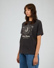 Load image into Gallery viewer, Silent Theory Luna Tee - Washed Black