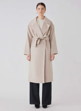 Load image into Gallery viewer, Esmaee Stateman Coat - Natural