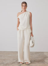 Load image into Gallery viewer, Esmaee View Blouse