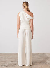 Load image into Gallery viewer, Esmaee View Blouse