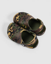 Load image into Gallery viewer, Crocs Toddler Classic Camouflage Clog - Army Green/Multi