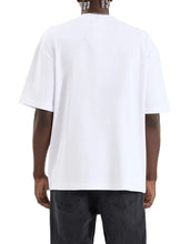 Load image into Gallery viewer, Kiss Chacey Strike Street Tee - Optical White
