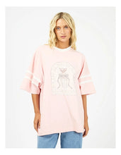 Load image into Gallery viewer, All About Eve Trinket Tee - Rose