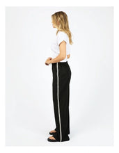 Load image into Gallery viewer, All About Eve Lina Pant - Black