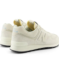 Load image into Gallery viewer, New Balance 574 Sneakers - Linen/Seasalt