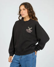 Load image into Gallery viewer, Silent Theory Soar Now Crew - Washed Black