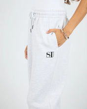 Load image into Gallery viewer, Silent Theory Silent Luxe Trackpant - Snow Marle