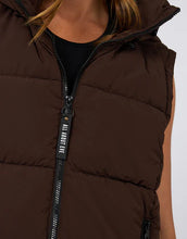 Load image into Gallery viewer, All About Eve Active Remi Luxe Puffer Vest - Brown