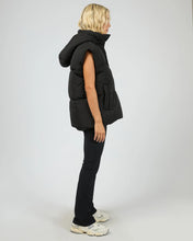 Load image into Gallery viewer, All About Eve Elevate Puffer Vest - Black