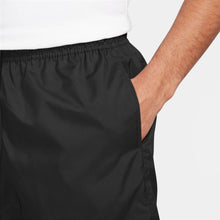 Load image into Gallery viewer, Nike Club Flow Shorts - Black