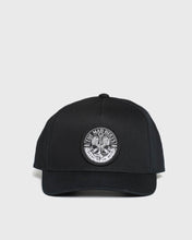 Load image into Gallery viewer, The Mad Hueys Cheers For The Beers - Black