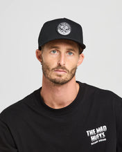 Load image into Gallery viewer, The Mad Hueys Cheers For The Beers - Black