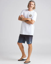 Load image into Gallery viewer, The Mad Hueys Foaming Shark 19" Boardshort - Black