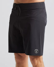 Load image into Gallery viewer, The Mad Hueys Hueys Life 19" Boardshort - Black