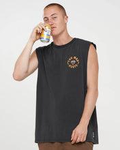 Load image into Gallery viewer, The Mad Hueys Fanging Keg Muscle - Washed Black