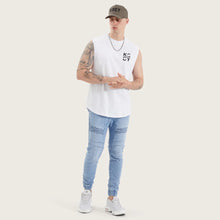 Load image into Gallery viewer, Kiss Chacey Tyrell Dual Curved Muscle - Optical White