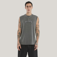 Load image into Gallery viewer, Kiss Chacey Obelisk Relaxed Muscle Tee - Pigment Charcoal