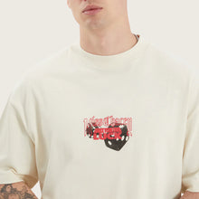 Load image into Gallery viewer, Kiss Chacey Luck Street Fit Tee - Tofu