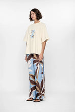 Load image into Gallery viewer, Staple The Label Mae Graphic Tee - White