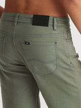 Load image into Gallery viewer, Lee L-Two Slim Short - Moss