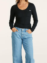Load image into Gallery viewer, Lee Essentials Long Sleeve Rib Tee - Black