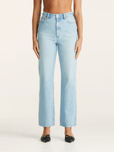 Load image into Gallery viewer, Lee High Straight Jeans - Astoria Fade