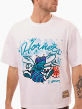 Load image into Gallery viewer, Mitchell & Ness Charlotte Hornets Airbrush Team Tee - White