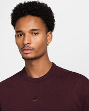 Load image into Gallery viewer, Nike Sportswear Premium Essentials T-Shirt - Burgundy Crush/Heather