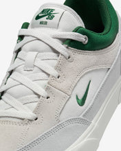 Load image into Gallery viewer, Nike SB Malor Men's Shoe - Platinum Tint/Wolf Grey/Summit White/Fir