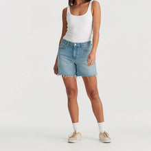 Load image into Gallery viewer, Riders by Lee Mid Straight Short - Oblique Blue