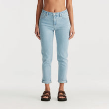 Load image into Gallery viewer, Riders By Lee Mid Boyfriend Jean - Baby Blues
