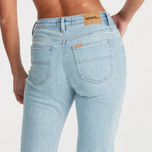 Load image into Gallery viewer, Riders By Lee Mid Boyfriend Jean - Baby Blues