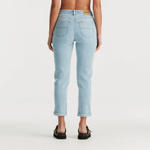 Load image into Gallery viewer, Riders By Lee Mid Boyfriend Jean - Baby Blues
