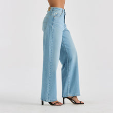 Load image into Gallery viewer, Riders By Lee Hi Wide Jean - Faded Blue