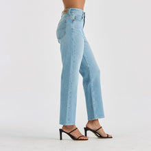 Load image into Gallery viewer, Riders By Lee Hi Straight Jean - Faded Blue