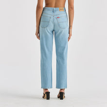Load image into Gallery viewer, Riders By Lee Hi Straight Jean - Faded Blue