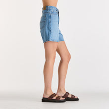 Load image into Gallery viewer, Riders By Lee Hi Wide Short - Precious Blue