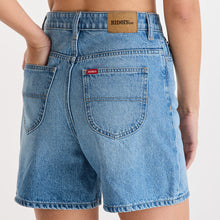 Load image into Gallery viewer, Riders By Lee Hi Wide Short - Precious Blue