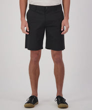 Load image into Gallery viewer, Swanndri Omaha v2 Hybrid Walk Shorts - Black