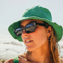 Load image into Gallery viewer, Otis Selena Sunglasses - Eco Black/Grey