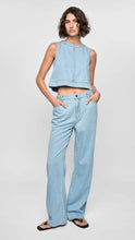 Load image into Gallery viewer, Staple The Label Amelia Chambray Top - Light Wash Blue
