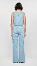 Load image into Gallery viewer, Staple The Label Amelia Chambray Top - Light Wash Blue