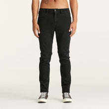 Load image into Gallery viewer, Wrangler Slater Jean - Fate Black
