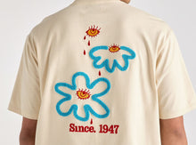 Load image into Gallery viewer, Wrangler Pushin Up Slacker Tee - Ecru