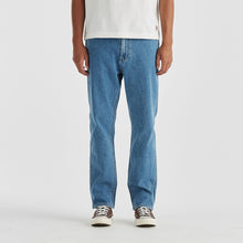 Load image into Gallery viewer, Wrangler Eazy Straight Jeans - Moonlight Blue