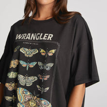 Load image into Gallery viewer, Wrangler Evolution Boxy Slouch Tee - Worn Black
