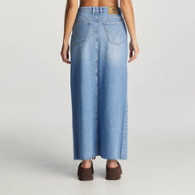 Load image into Gallery viewer, Wrangler Mid Repair Maxi Skirt - Float On