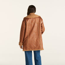 Load image into Gallery viewer, Wrangler Wanderer Cabin Coat - Tan